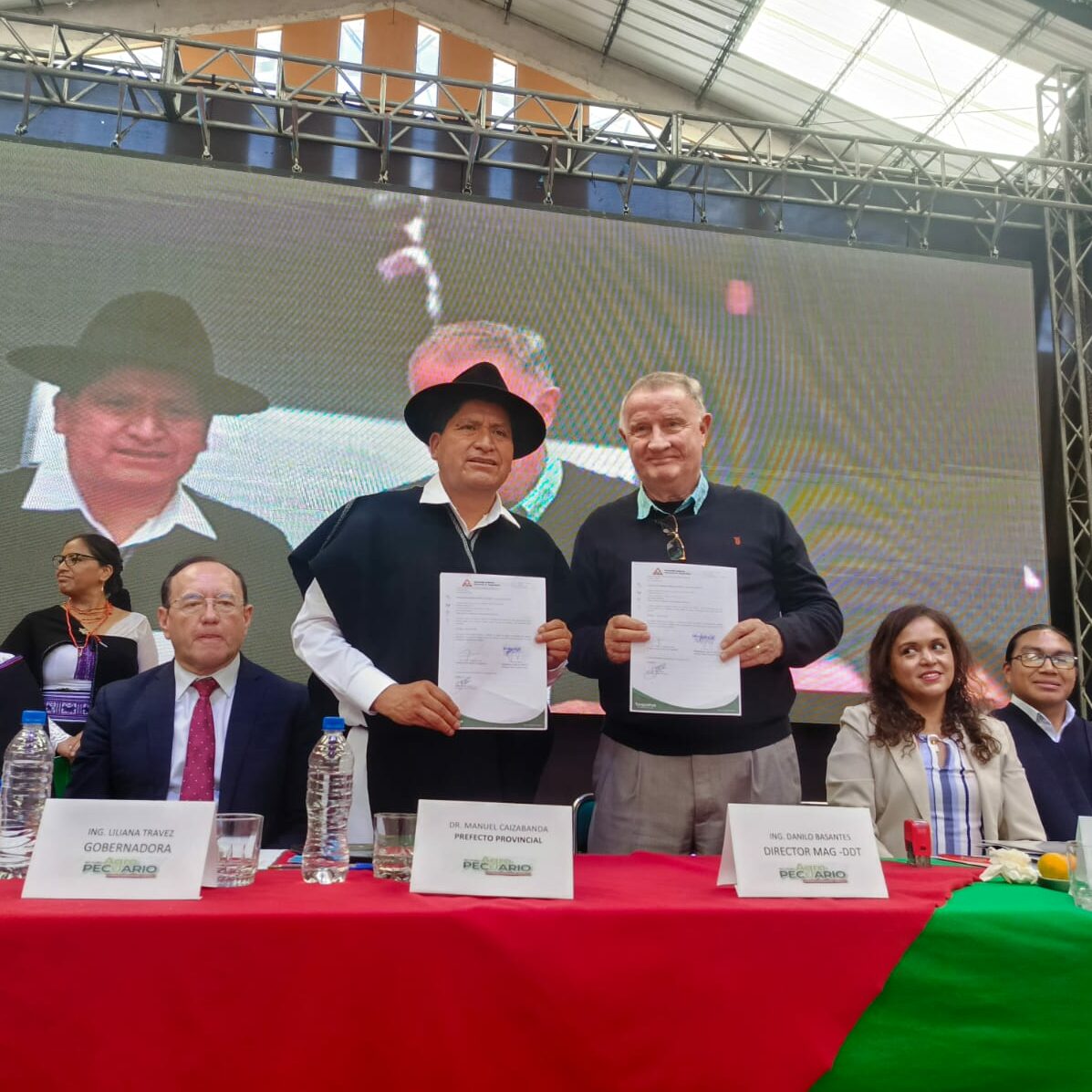 Firma de Convenio con Gobierno Provincial de Tungurahua