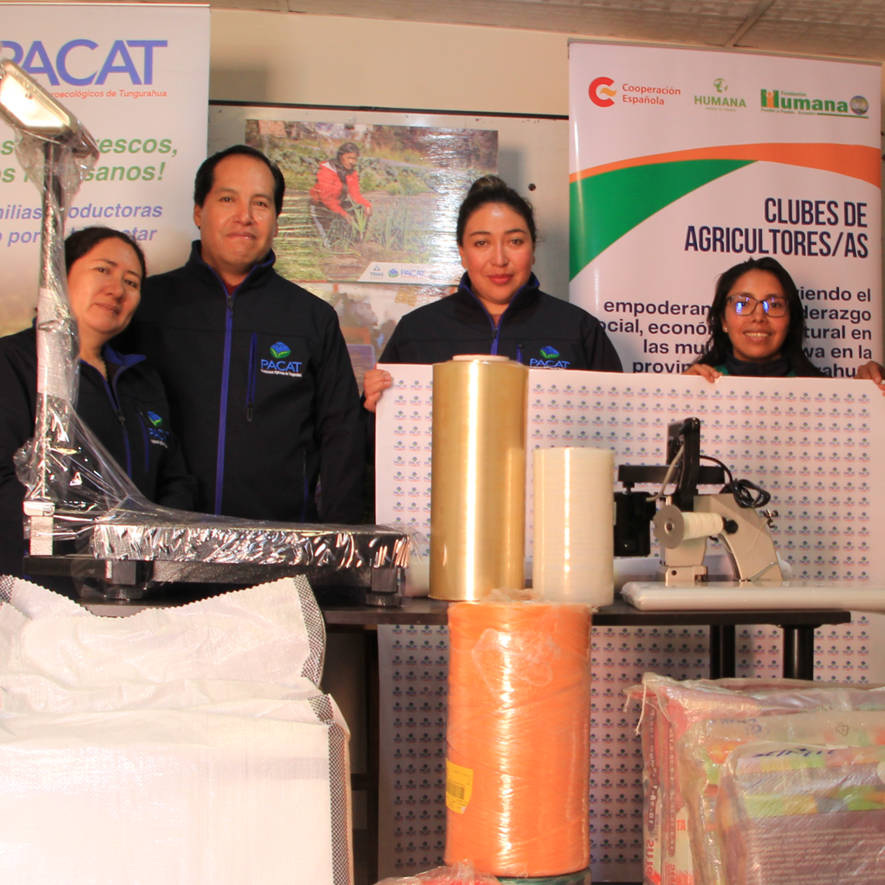 Fortalecemos los emprendimientos agroecológicos de PACAT con entrega de materiales en Tungurahua