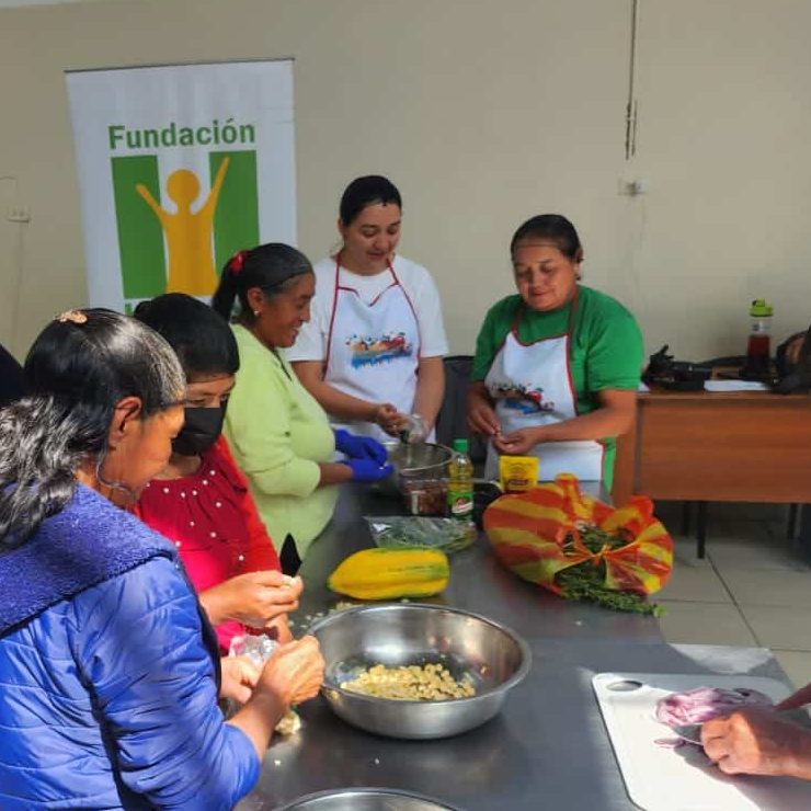 Talleres de gastronomía promueven la cultura y la seguridad alimentaria junto al Instituto Superior Tecnológico Tungurahua