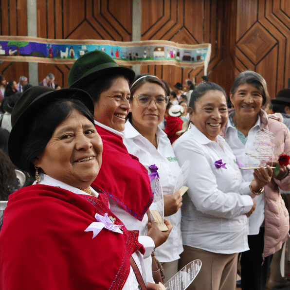 Lideresas de Tungurahua participaron en el Diálogo Nacional de Mujeres Rurales en el MAGP